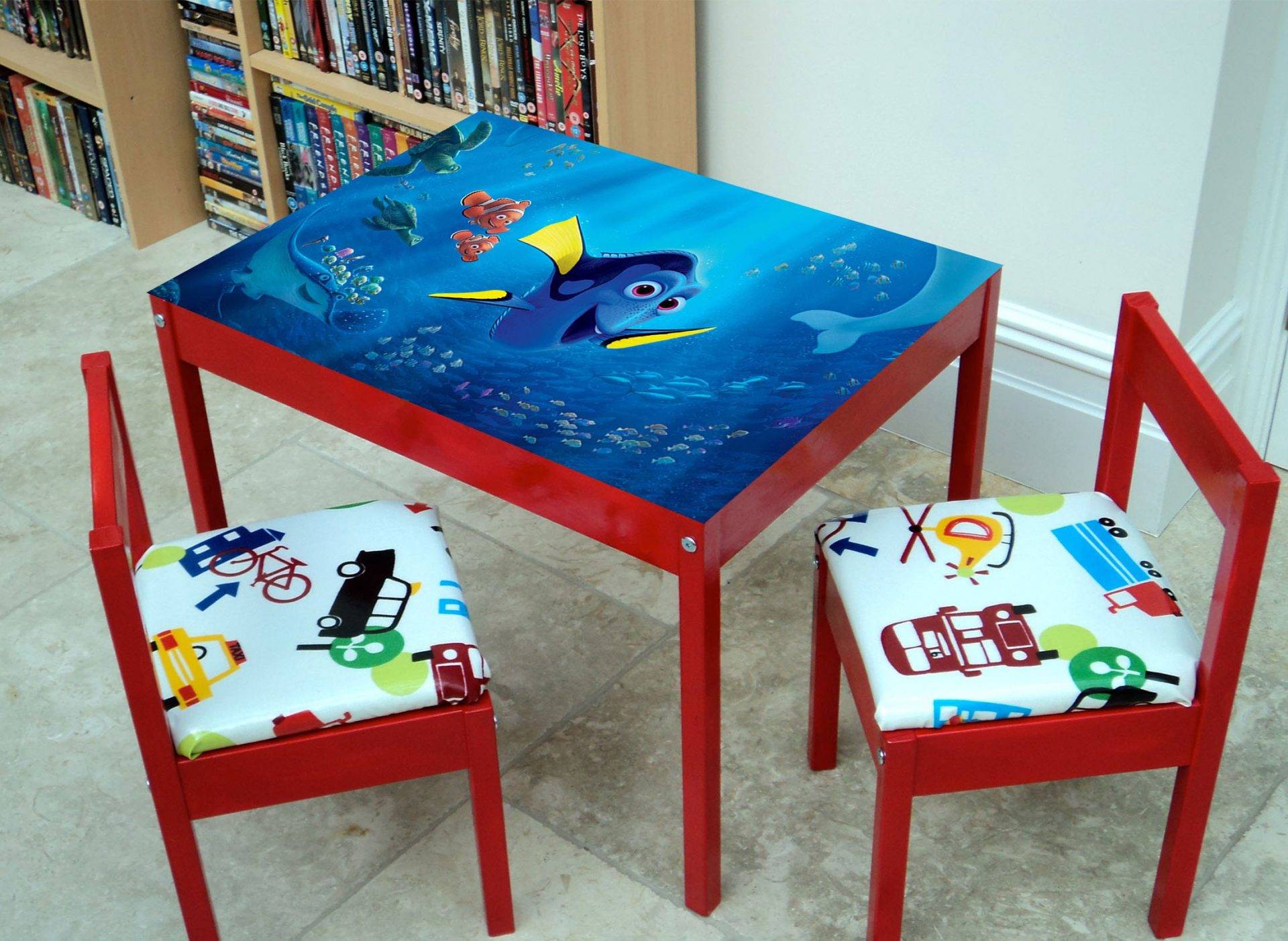 Finding nemo table outlet and chairs